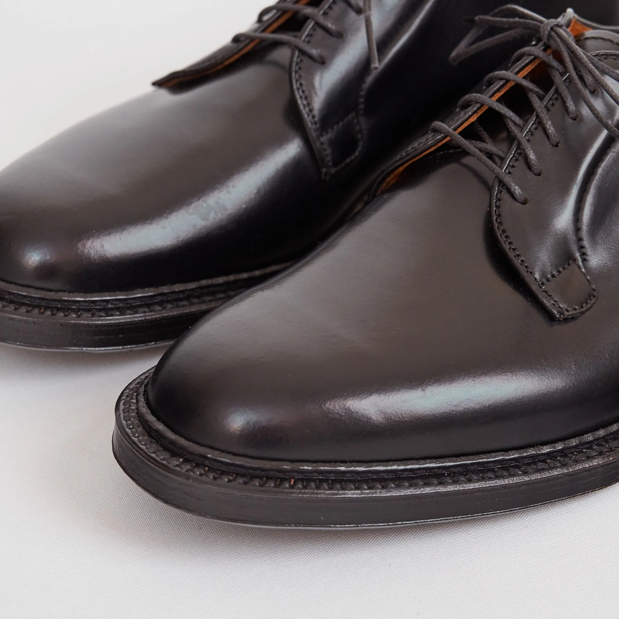 Alden Classic Shoes Shell Cordovan