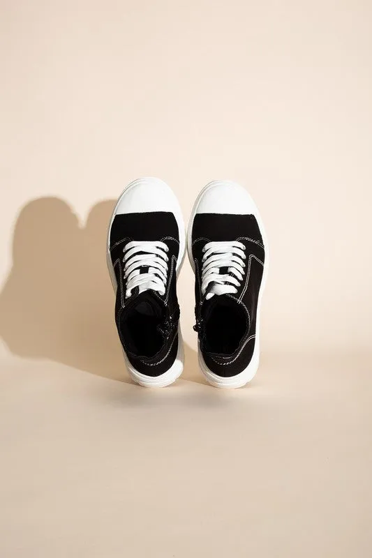 Chunky Lace up Bkack and White Sneakers