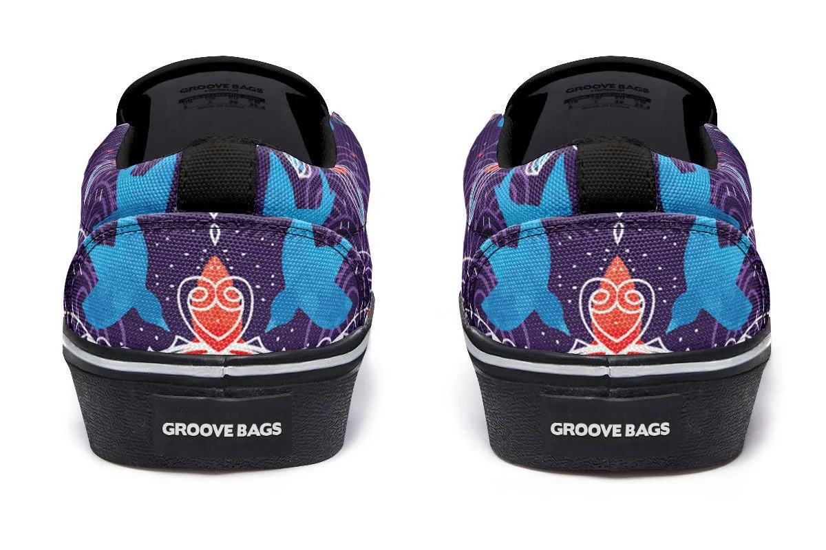 Eyeball Illustration Slip-On Shoes