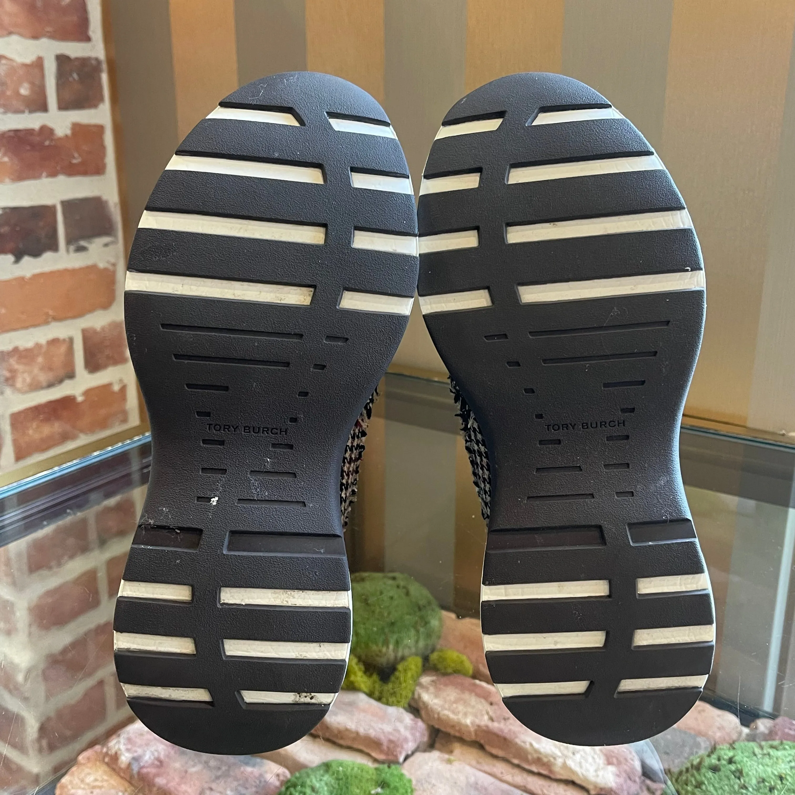 TORY BURCH Tweed Sneakers Sz 9